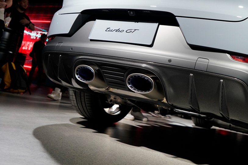 【广州车展】纽北SUV新王登基，Cayenne Turbo GT预售，243.8万元
