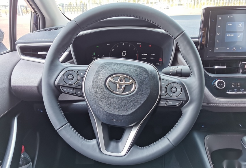 你想要的它们都有，试驾亚洲狮和RAV4荣放双擎E+