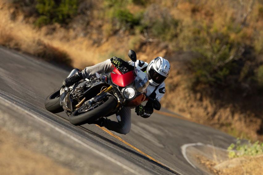 英伦性能街车，2023款凯旋Speed Triple1200RR