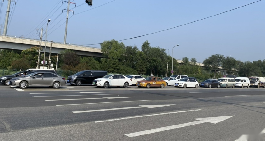 1-8月北京新车销量30万：33％豪华车，第一是Model3
