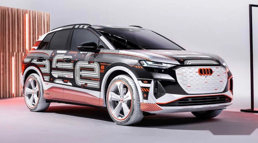 奥迪Q4 E-Tron，贯穿式尾灯+新功能，会来上海车展吗？
