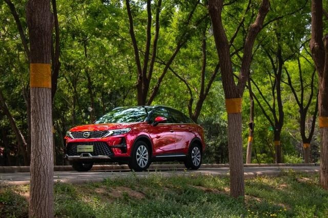 广汽传祺GS4：听说SUV Coupe要火？
