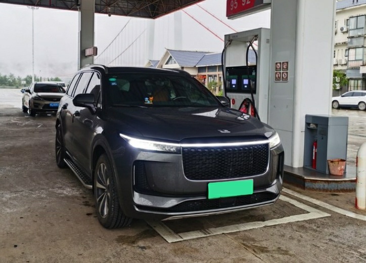 理想ONE到底怎么样？车主用车8000公里后，说出了实话