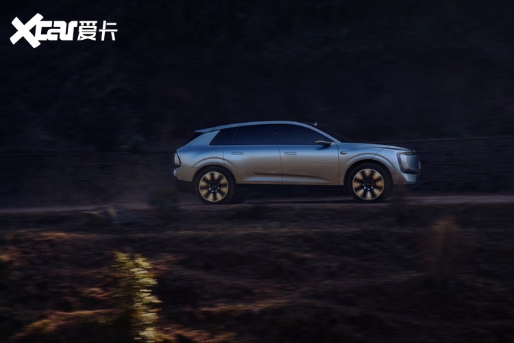 大五座运动SUV成为车市新“热点”，三款“678”新车该怎么选？