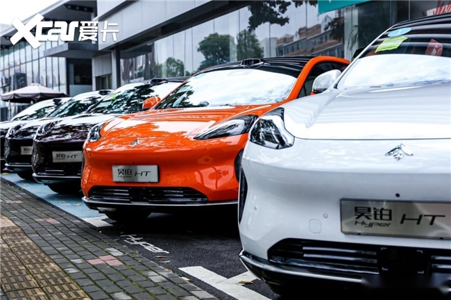 20万买大五座纯电SUV怎么选？多花2000换来价值两万的享受