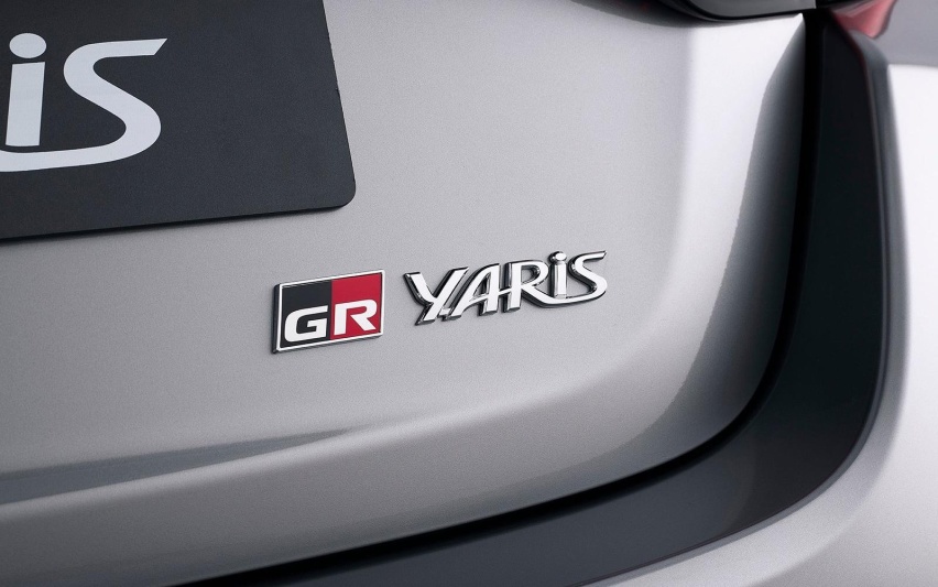 新增8速自动变速箱 新款GR YARiS官图发布