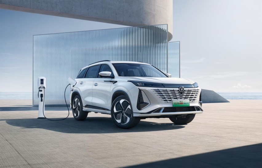 长安急了 近期上市几款兄弟SUV 要跟比亚迪干到底？