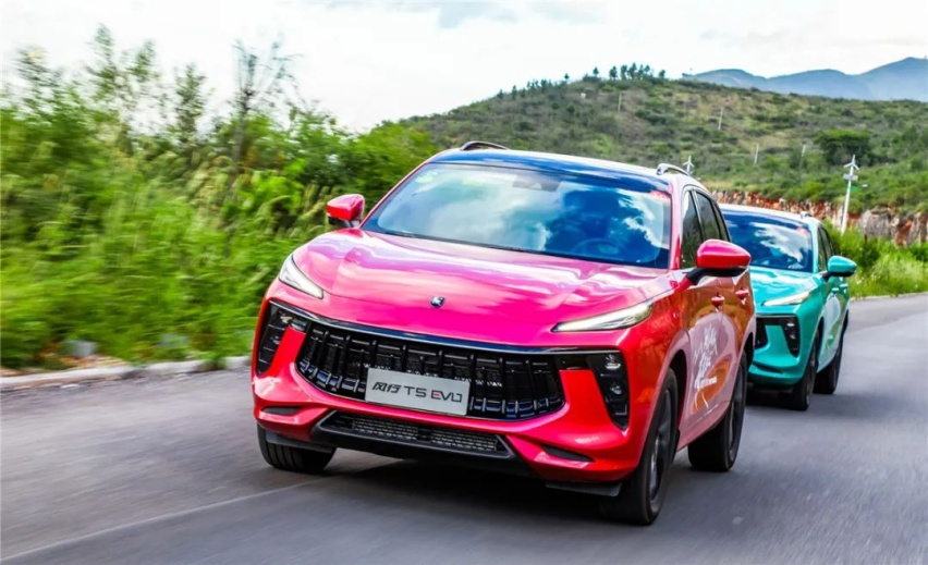 一台国产SUV，我开出4.4L/100km的油耗，秘诀在这里