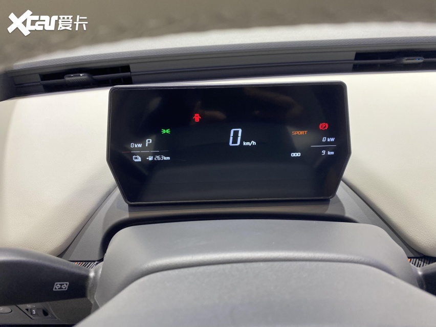 风格呆萌 奇瑞小蚂蚁Q首发亮相 内饰是亮点