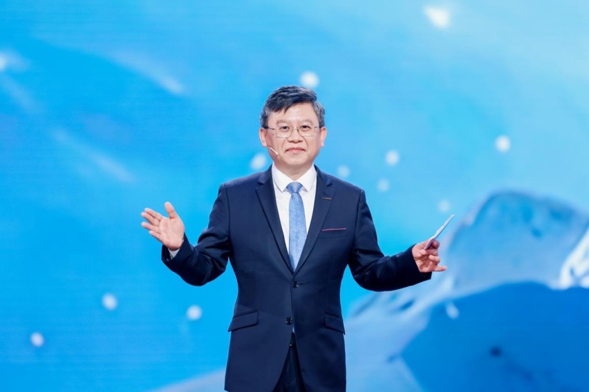 打造移动的家，星纪元ET增程版开启预售，19.9万元起