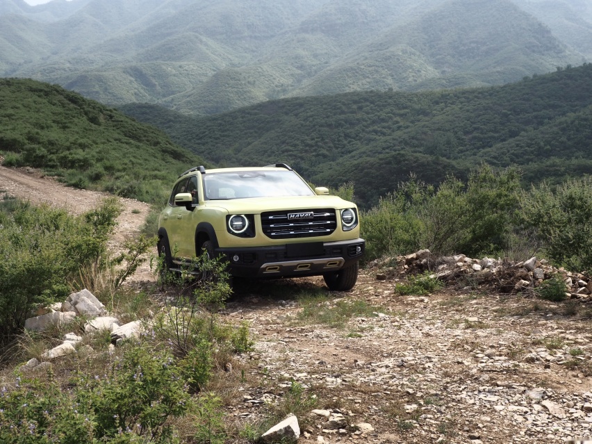越野真较量，哈弗大狗和RAV4荣放究竟谁更“野”？