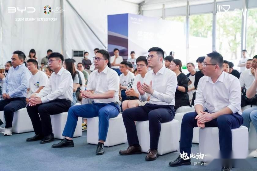 电比油低，荣耀双出击｜比亚迪汉EV荣耀版实力征服全场