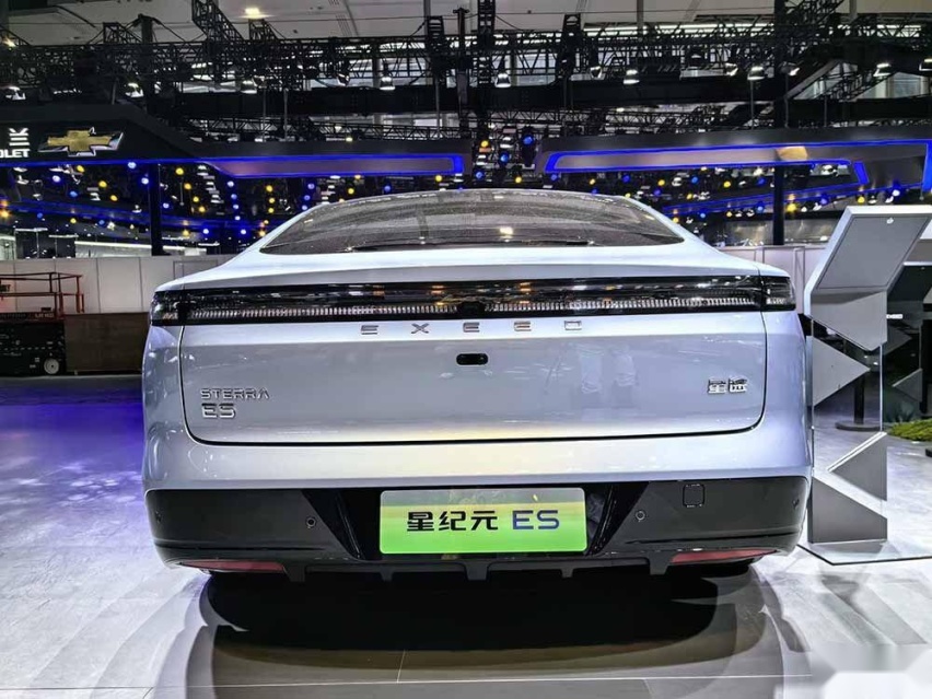 盘点2023年最受关注的3大高颜值车型，好看、动力强！