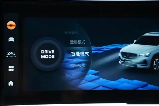 三联屏+整车OTA，谁说是电动车的专属？