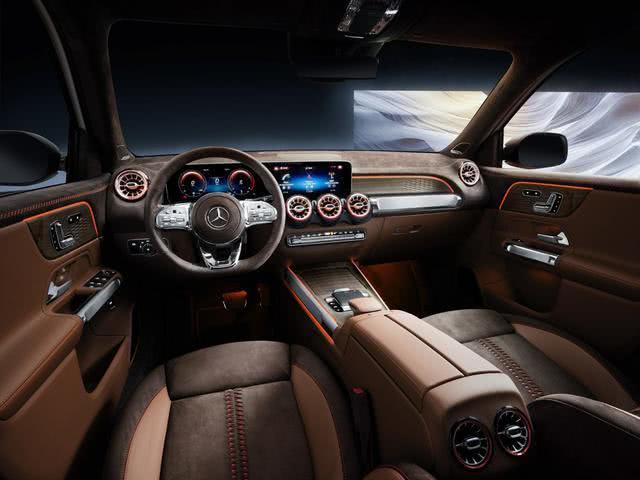 最方正的奔驰SUV，2.0T配四驱，不是66万的奔驰你会买么
