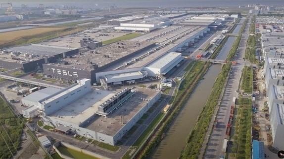 全新前脸+HW4.0已坐实，新Model 3价格可能跌破20万元？