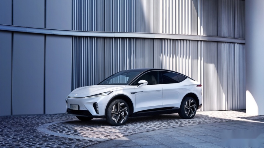 30万元左右预算 特斯拉Model Y/飞凡R7/小鹏G9谁更值得推荐
