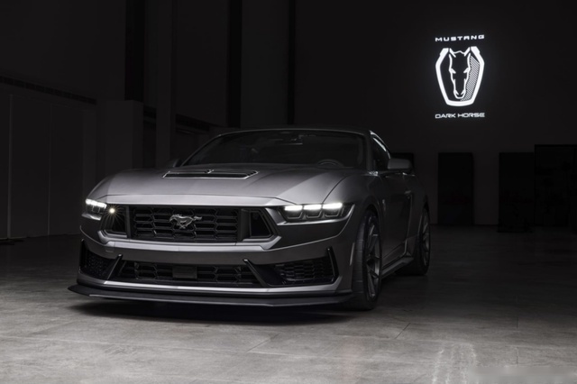 电车当道，Mustang Dark Horse如何完成绝地反击？