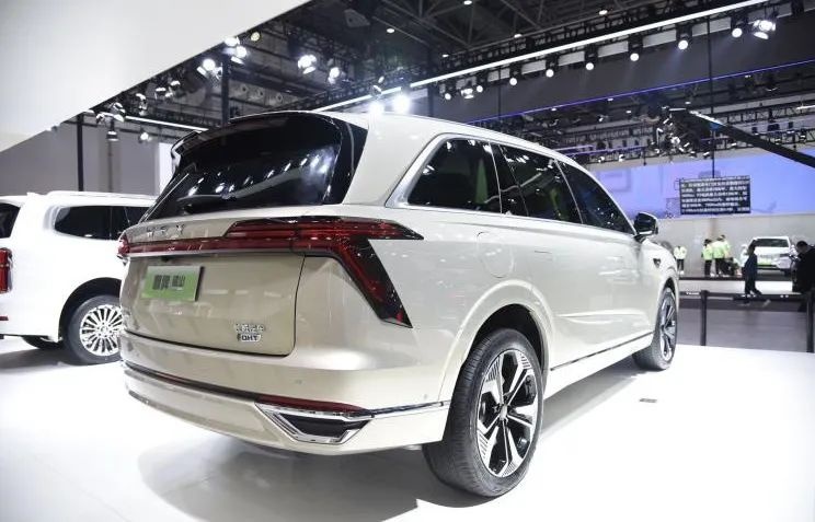2023插混SUV：CS75 PLUS终推插混，魏牌蓝山对标理想L8