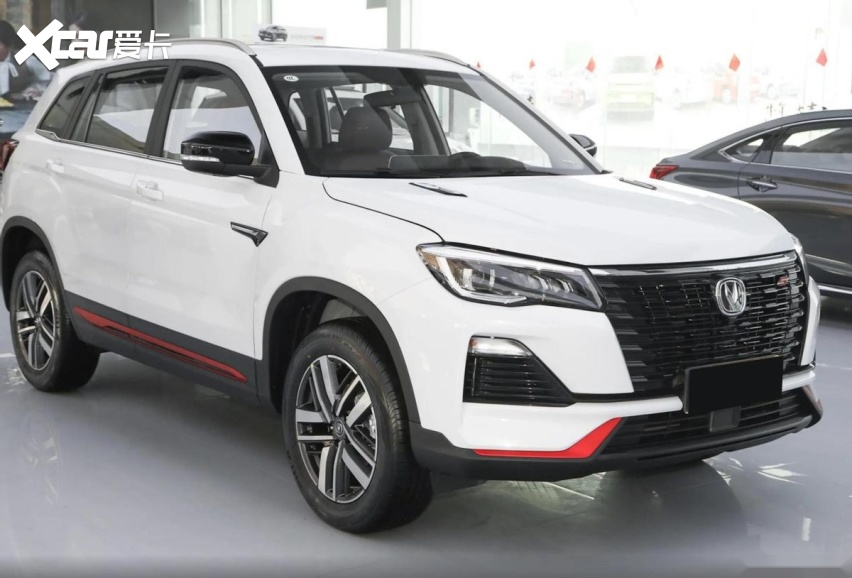 12.49万起，配2.0T发动机，第二代长安CS75 PLUS志在销冠？