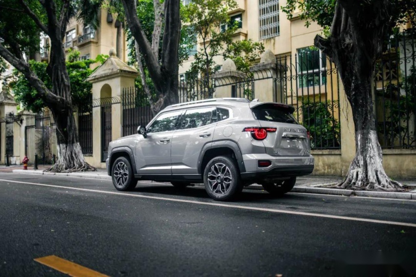 燃油版车主试完会不会后悔？露营属性拉满的二代大狗PHEV