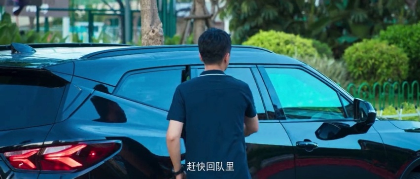 2022开年爽剧《开端》车型盘点 张成座驾吸睛无数