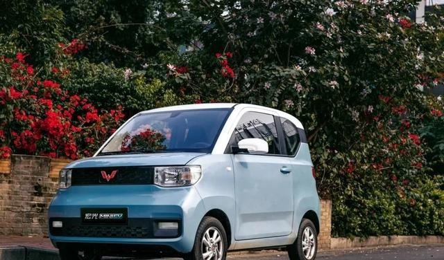 两门四座纯电微型车 五菱宏光MINI EV开启预售