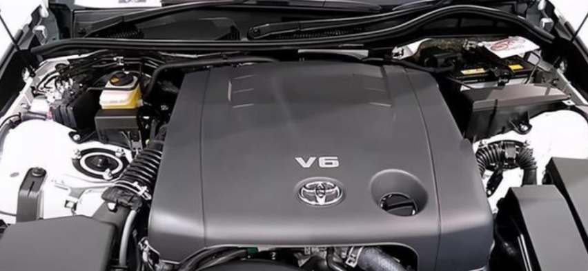 后驱V6+8AT，比亚洲龙更加帅气，丰田新款锐志来了