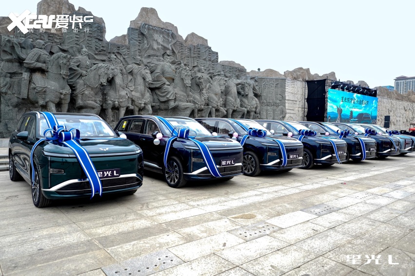 长续航大六座SUV，五菱星光L西安首批车主交车仪式