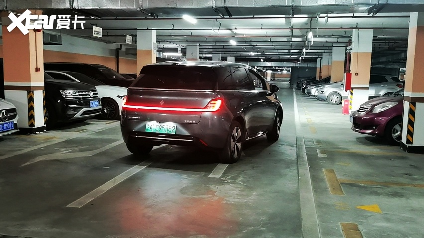 宝骏云朵灵犀版，实测地库跨层记忆泊车，它能胜任吗？
