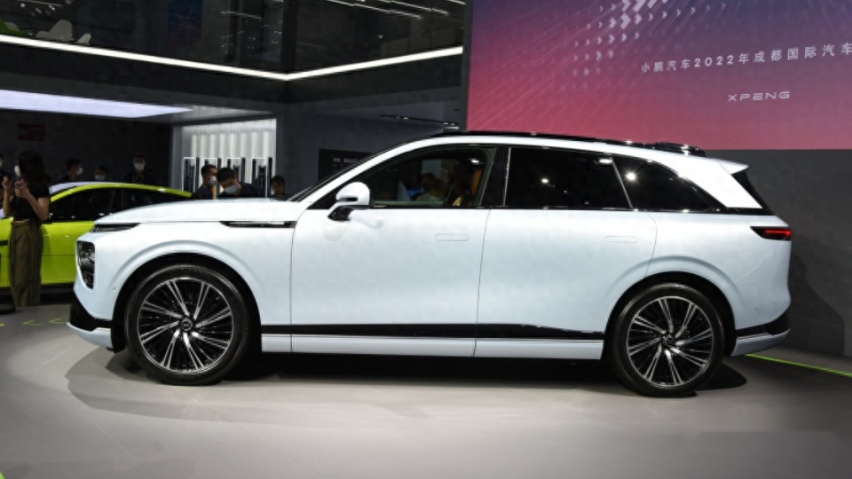 新款降价，27万买中大型SUV，小鹏G9要降维打击特斯拉？