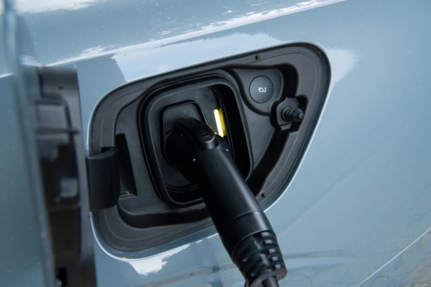 「导购」既然25万能拿下的Polestar 2，那还考虑什么？