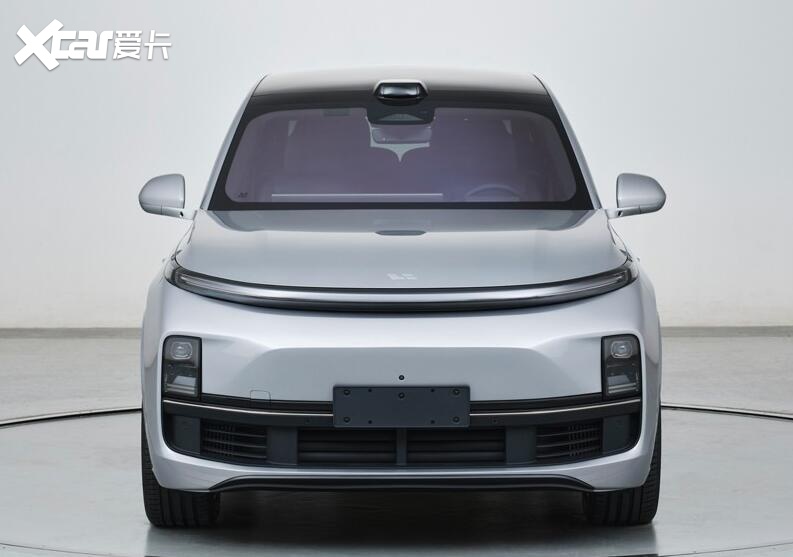 理想L8将于9月30日公布价格 11月初开启交付 搭载五屏交互系统