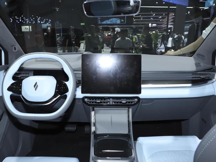 纯电动轿跑SUV 吉利睿蓝7有望6月份上市 支持换电