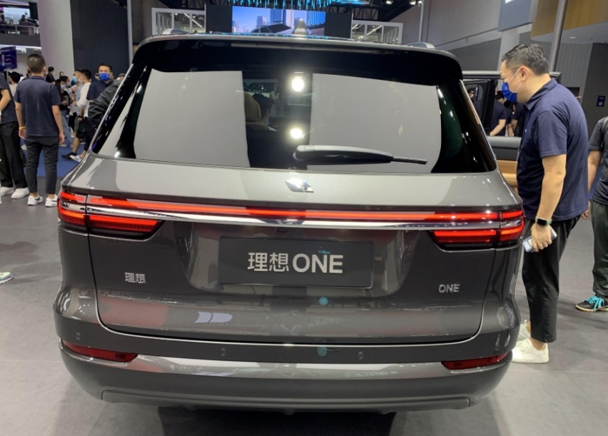 别着急入手，新款理想ONE升级了什么？依旧采用6座布局设计