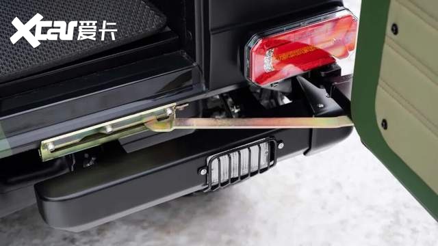 移植美式大V8的军G能不能媲美奔驰G63 AMG?