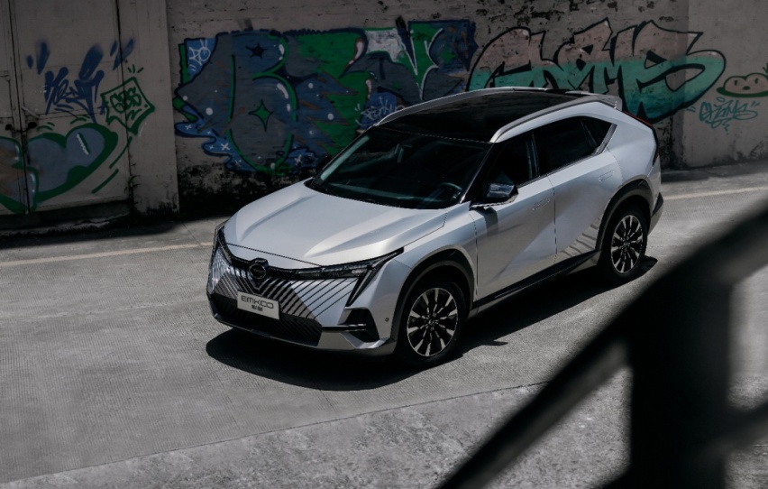 广汽传祺史上最帅SUV，影酷搭载钜浪混动GMC2.0来袭