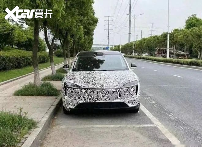 智界suv曝光,与model y竞争!