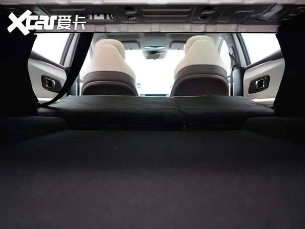 法拉利同源磁流变悬架！深蓝L06，年轻人的Dream Car？