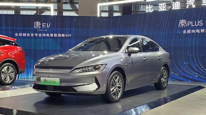 比亚迪秦PLUS EV上市，顶配600km续航更值？