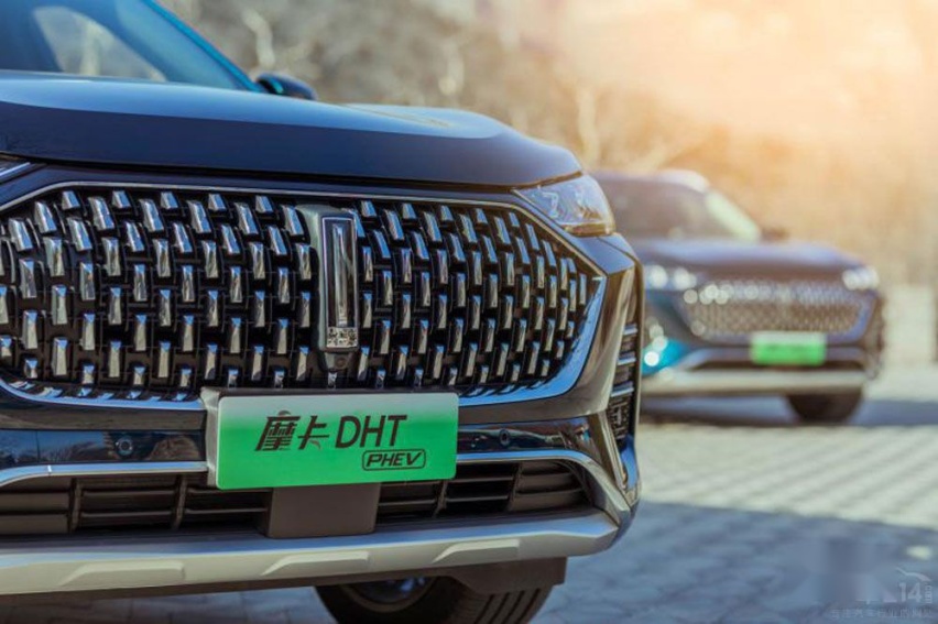 摩卡DHT PHEV风光正好：但为何说问界M5能踩灭它风头？