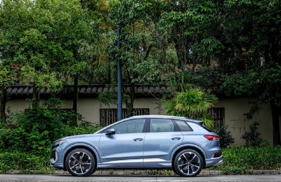 奥迪Q4 e-tron，会传递态度的纯电SUV