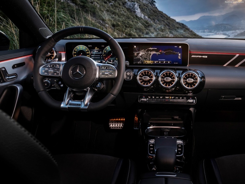 4.7秒破百的全新奔驰AMG A35 4MATIC上市了！