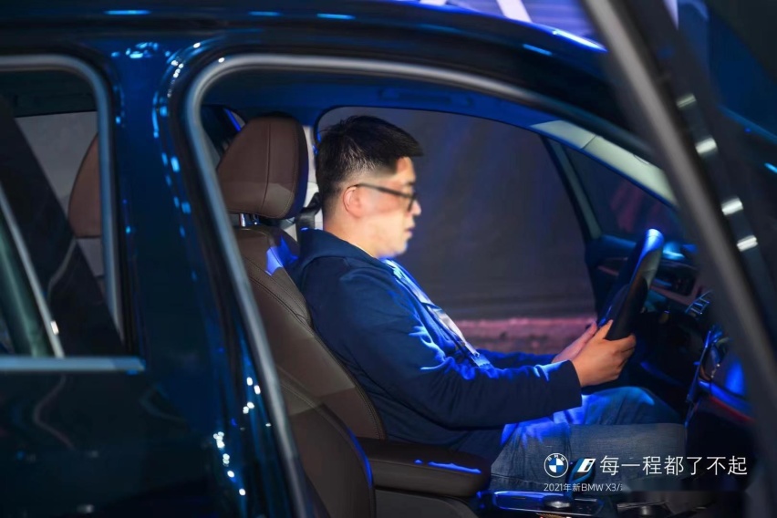 新BMW X3/新BMW iX3携丰富高价值标准配置合肥上市