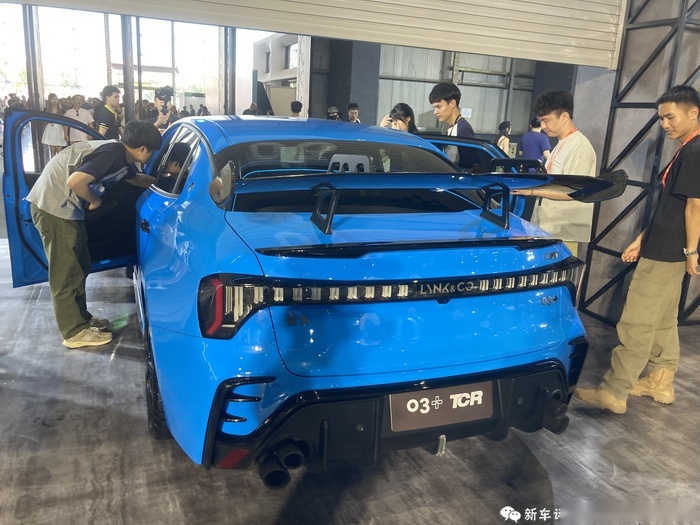 350马力+宽体+防滚架！28.58万元起，领克03++上市