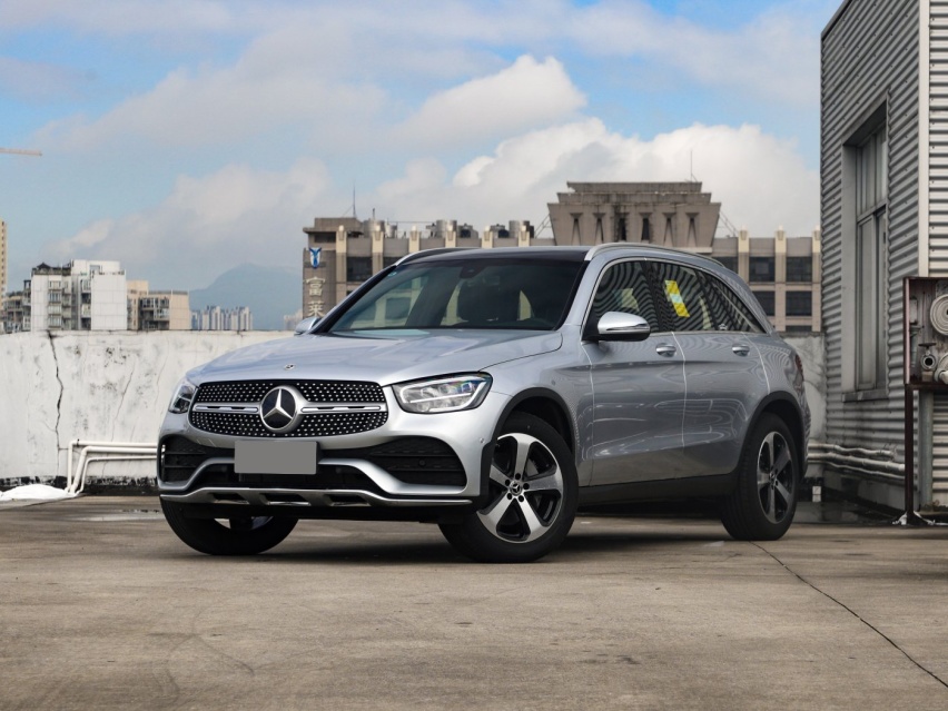 豪华品牌间的对决，奔驰GLC、凯迪拉克XT5和奥迪Q5L