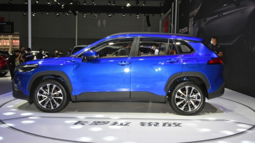 15万预算买家用SUV，选丰田紧凑型，还是本田小型？