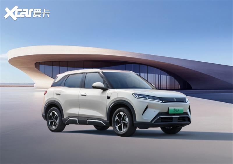 直接优惠3.2万，比亚迪海豚这是怎么了？