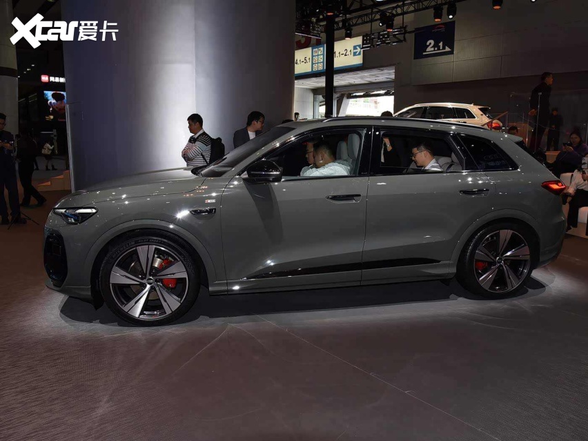 全新换代奥迪Q5L上市配华为乾崑辅助驾驶售3098-3848万(图3)