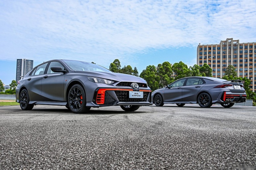 引爆你的赛道，影豹R-style赛道版13.68万元极速上市